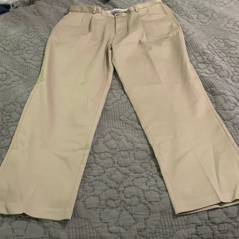 Haggar khaki dress pants 38x32